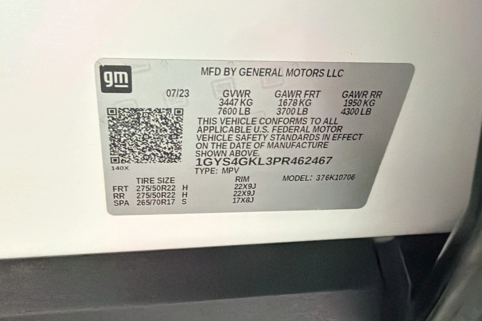 Used 2023 Crystal White Tricoat Cadillac 4WD Sport Platinum image 25