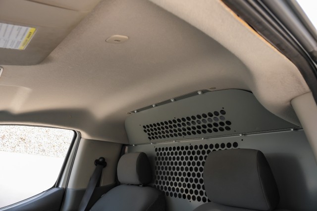 2018 Nissan NV200 Compact Cargo S 32