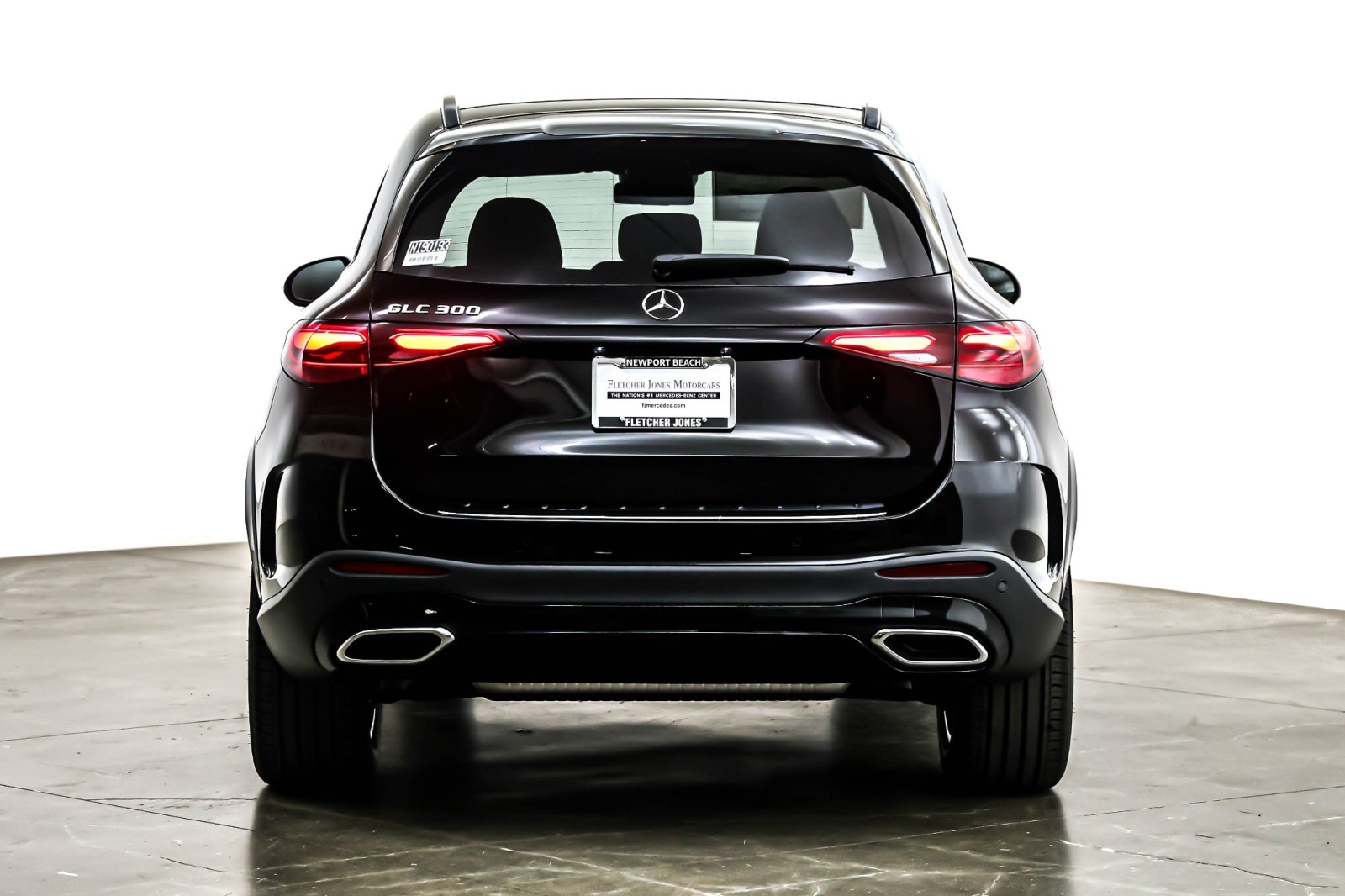 New 2026 Black Mercedes-Benz GLC 300 image 3
