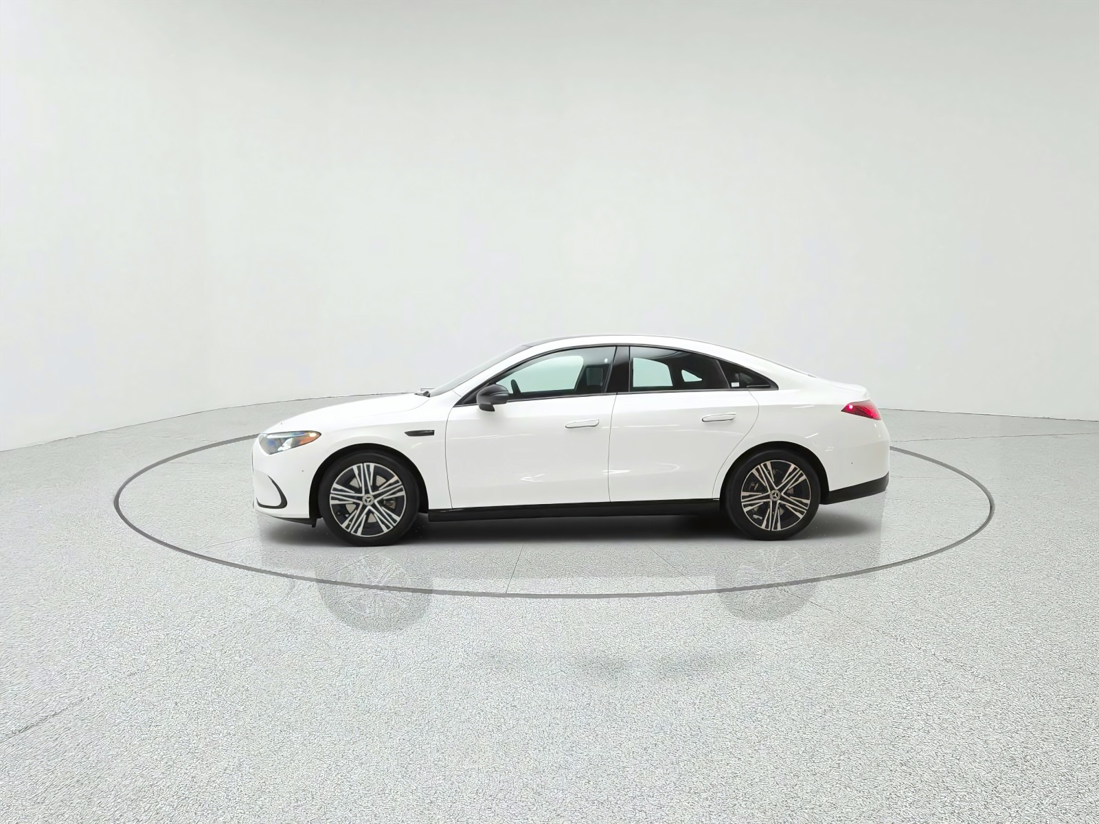 New 2027 Polar White Mercedes-Benz CLA 250+ Electric RWD image 8