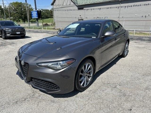 2023 Alfa Romeo Giulia  7