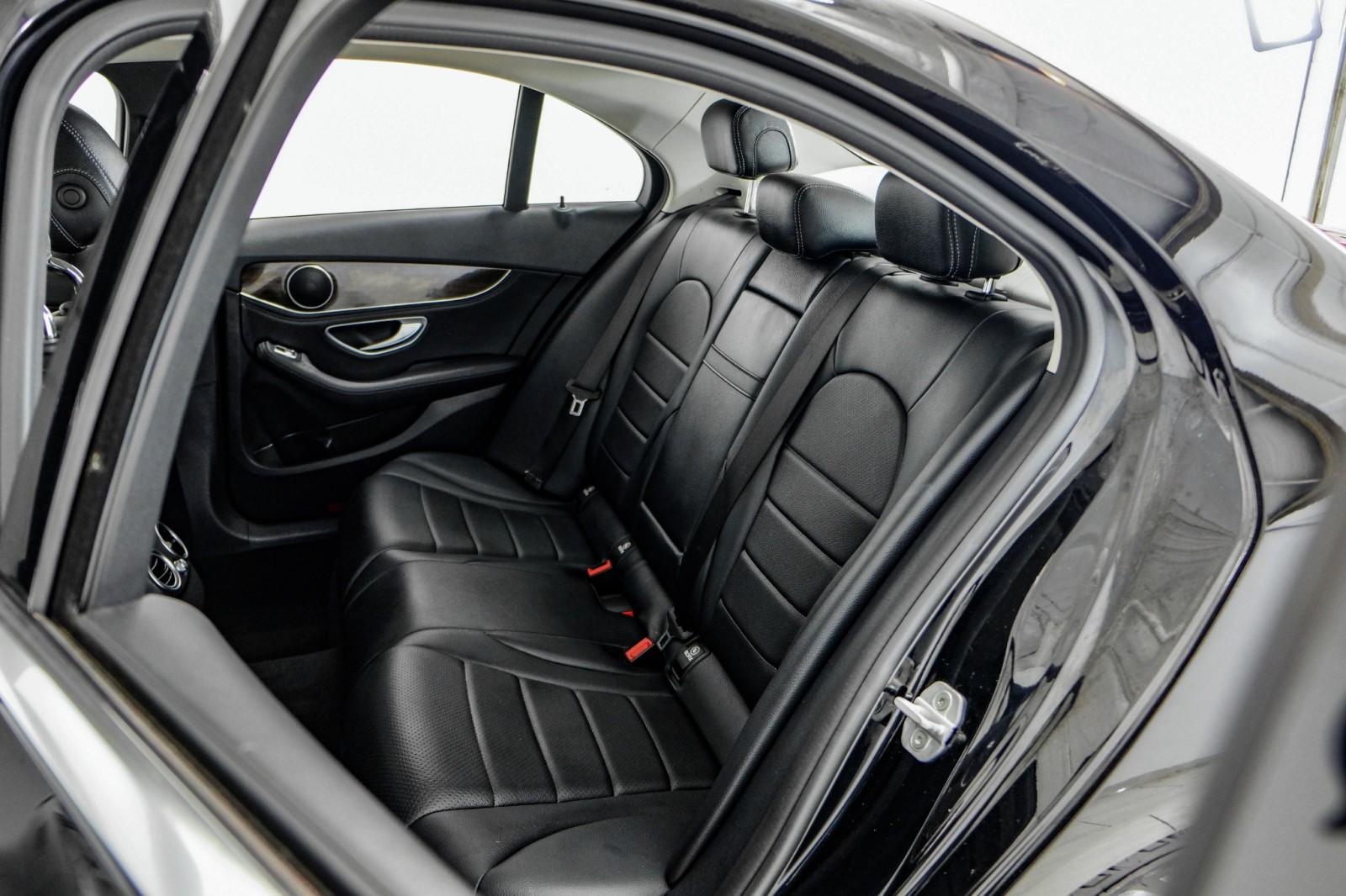 2015 Mercedes-Benz C300 SPORT BLIND SPOT ASSIST NAVIGATION LEATHER SEATS R 38