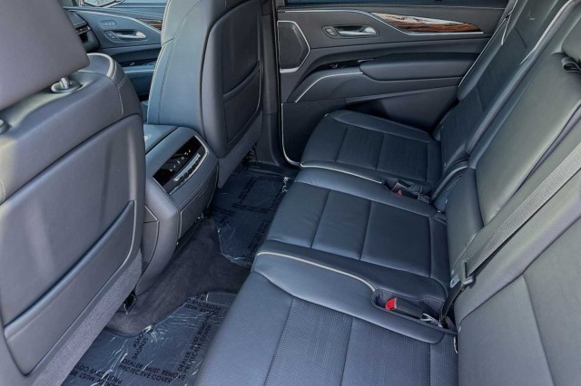 2023 Cadillac Escalade 4WD Premium Luxury 11