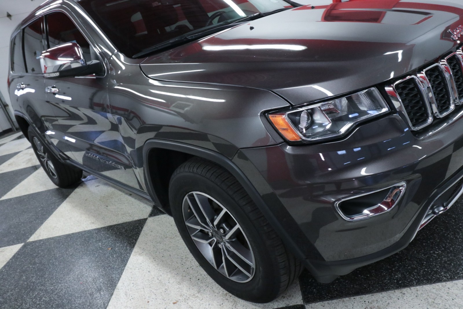 Used Car 2021 Jeep Grand Cherokee  80th Anniversary For Sale Under $25,000 In Austin, Texas