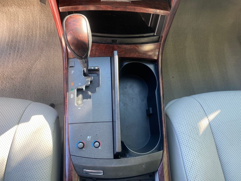 2011 Toyota Avalon Limited LOW MILES 80,879 in ,