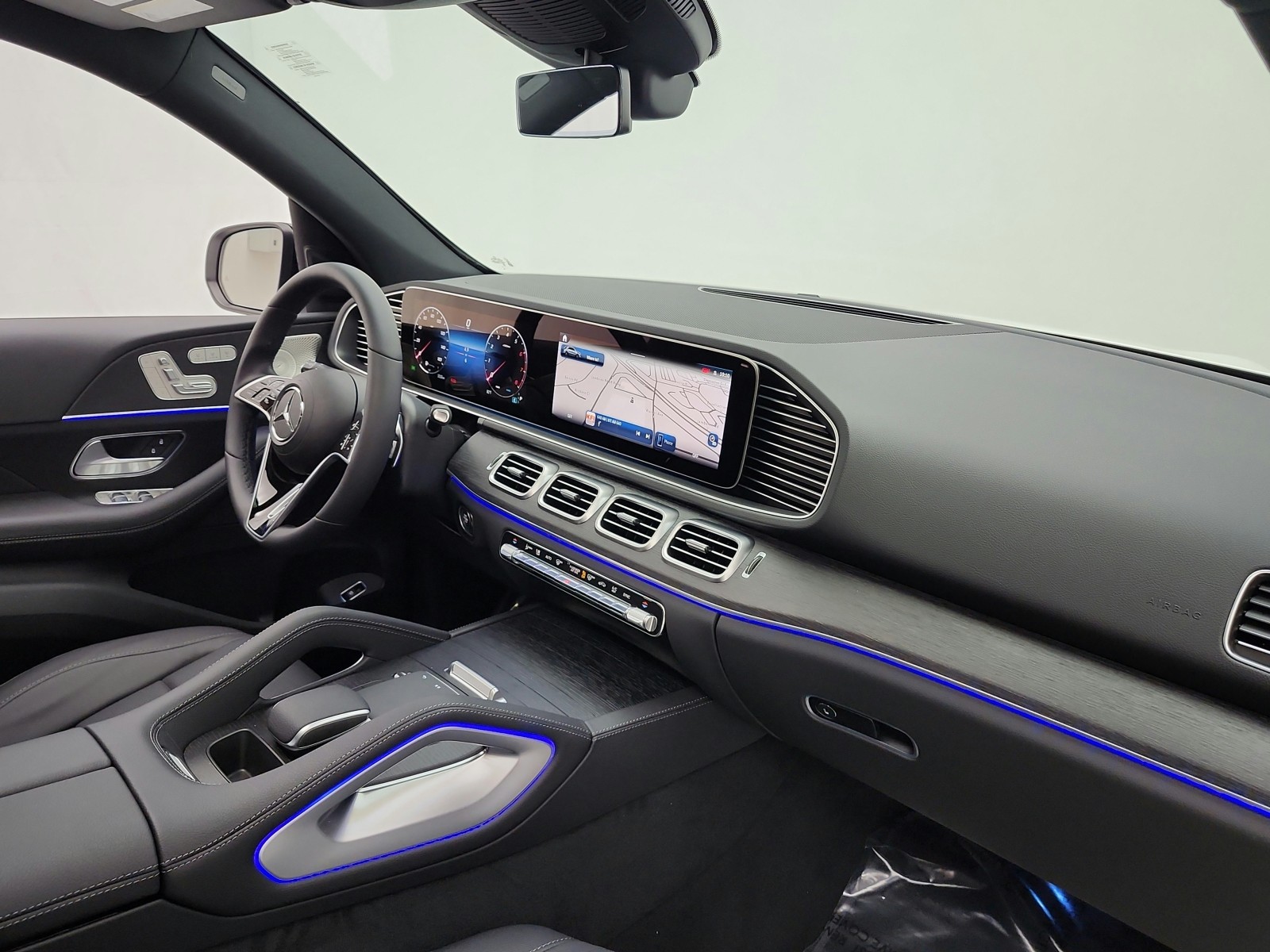 New 2026 Polar White Mercedes-Benz GLE 450 image 15