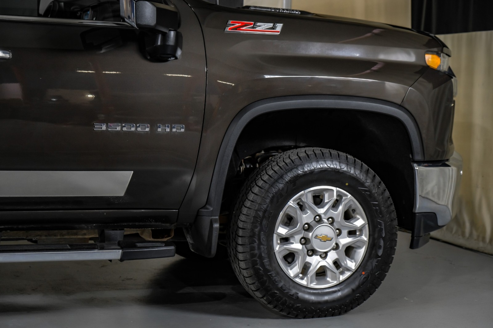 2021 Chevrolet Silverado 3500HD SRW LTZ 7