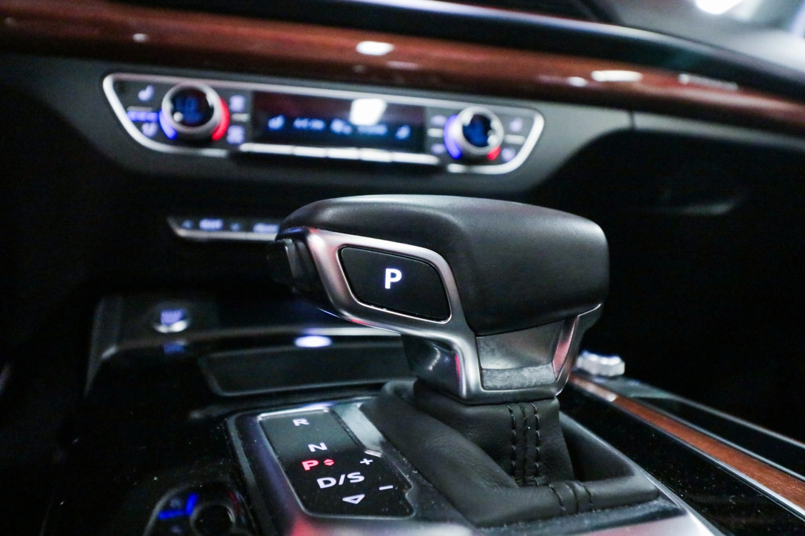 Used Car 2021 Audi Q5  Premium Plus For Sale Under $25,000 In Austin, Texas