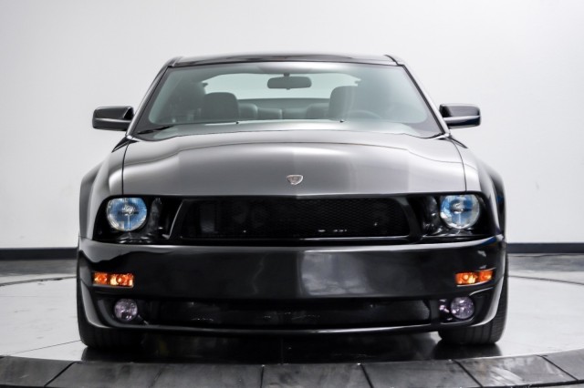 2009 Ford Mustang GT Iacocca 45TH Anniversary Edition 8