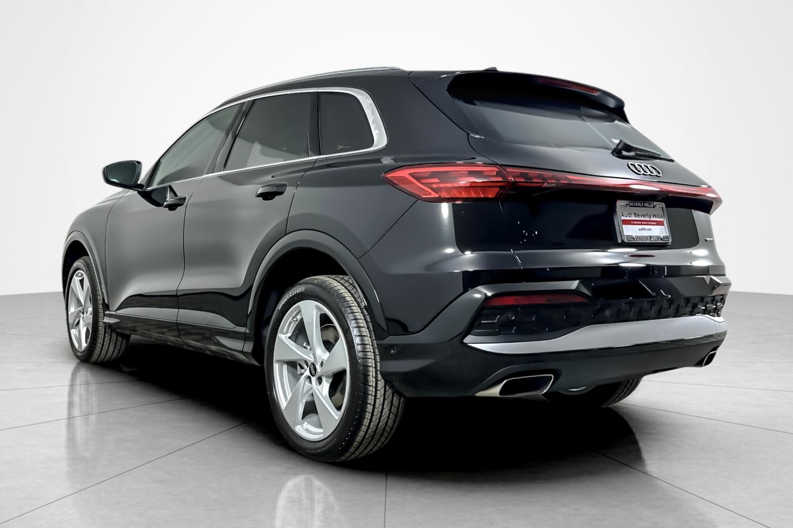 New 2025 Mythos Black Metallic Audi Premium Plus 2.0 TFSI quattro image 4