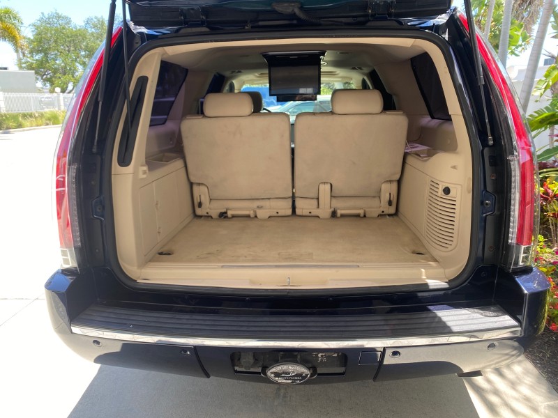 2007 Cadillac Escalade ESV SUNROOF AWD LOW MILES 47,118 in , 