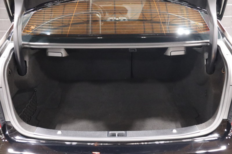 2014 Mercedes-Benz E 550 AMG Sport 2dr Coupe in , 