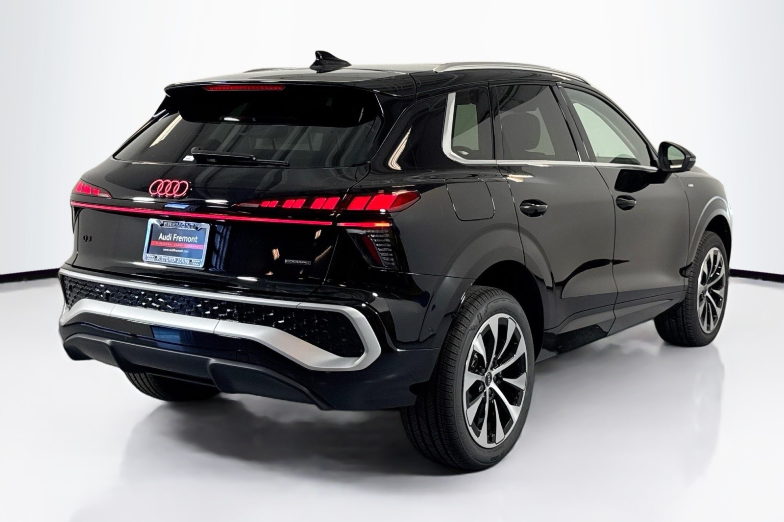 New 2026 Mythos Black Metallic Audi S line image 5