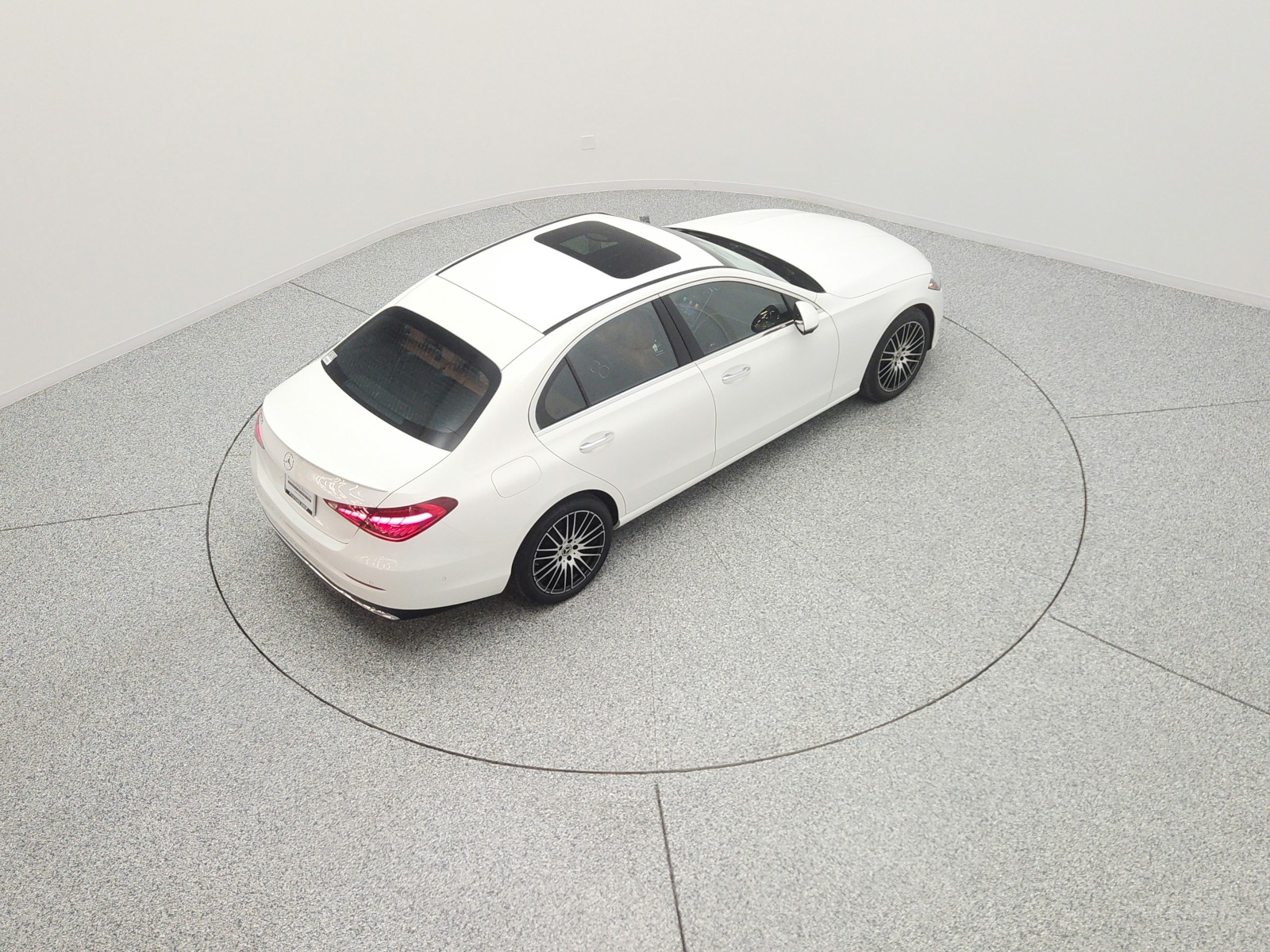 New 2026 MANUFAKTUR Moonlight White Metallic Mercedes-Benz C 300 Sedan image 13
