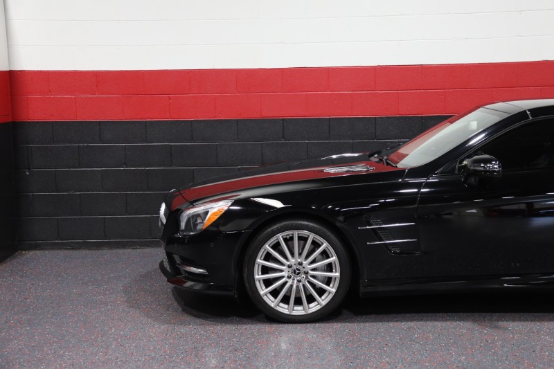 2013 Mercedes-Benz SL550 2dr Convertible in , 