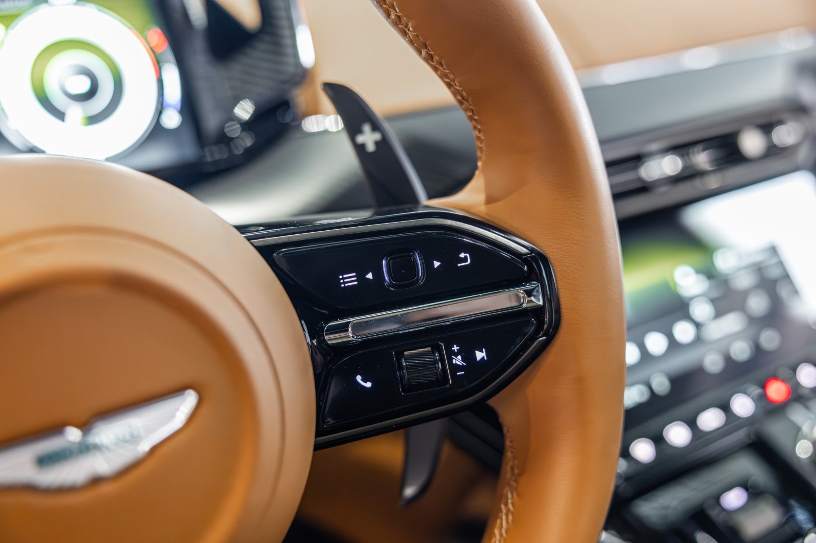 Used Car 2025 Aston Martin Vantage  For Sale Under $210,000 In Boerne, Texas