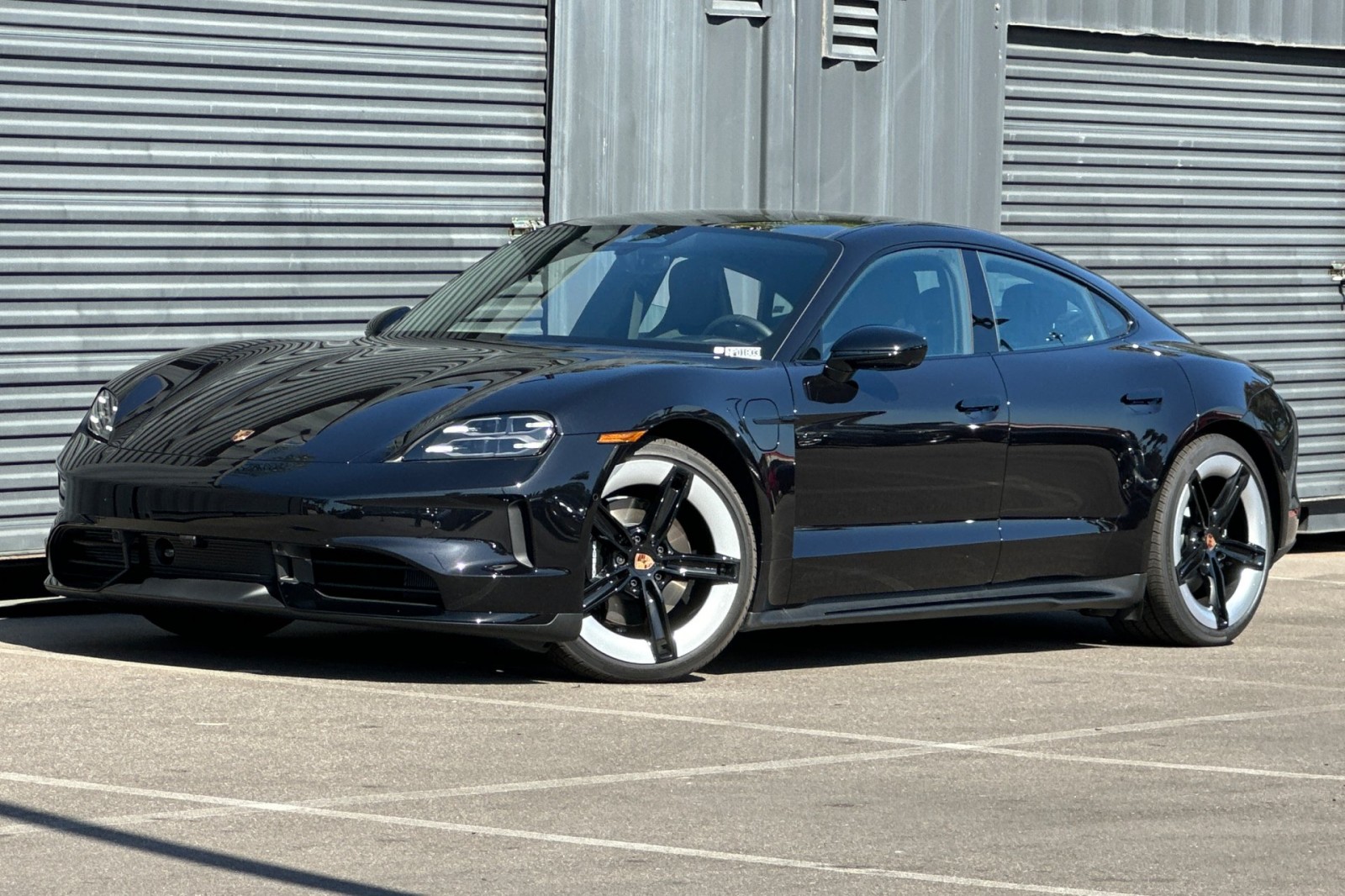 2026 Porsche Taycan 4 Black Edition