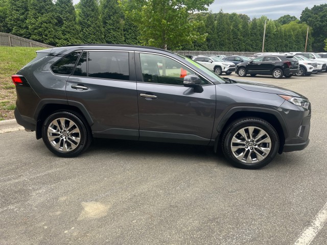 ToyotaRAV416