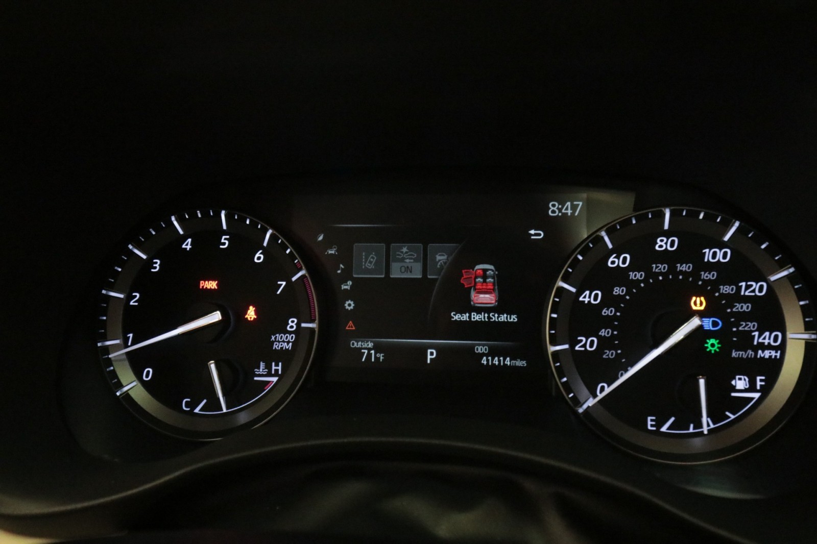 Used Car 2021 Toyota Highlander  Xle For Sale Under $35,000 In Austin, Texas