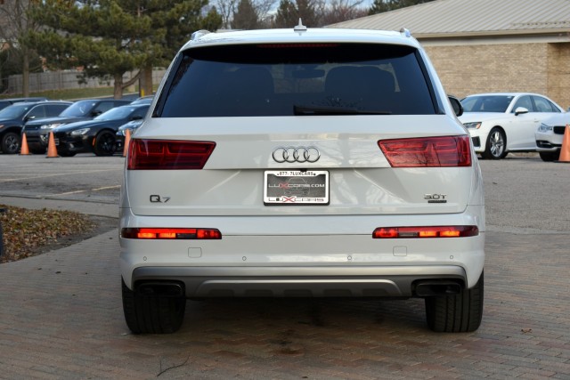 2017 Audi Q7 Premium Plus Navi Leather Pano Roof 3RD Row 20 Wheels Lane Assist Blind Spot MSRP $64,590 11