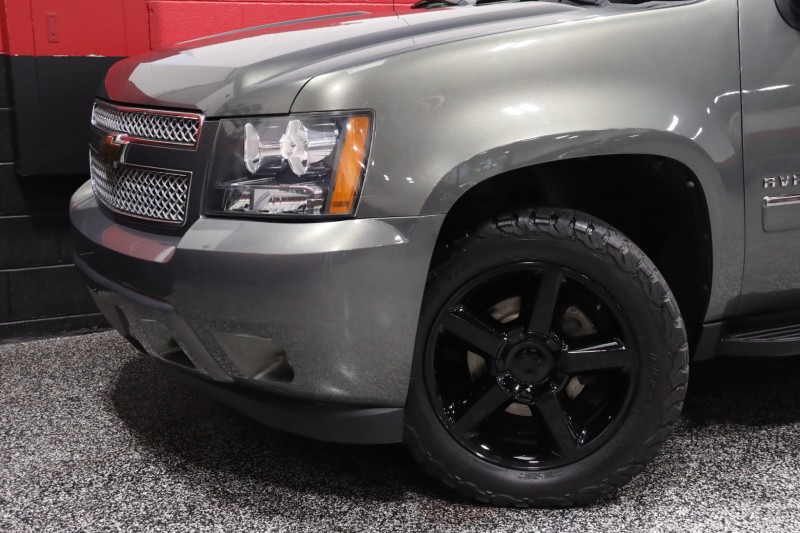 2011 Chevrolet Avalanche 4WD LTZ 4DR Truck in , 