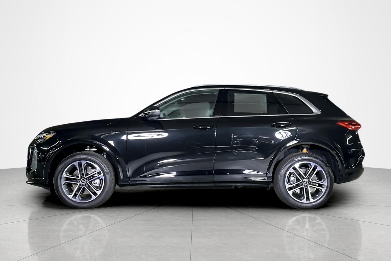 New 2026 Mythos Black Metallic Audi Premium 2.0 TFSI quattro image 3