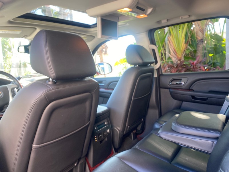 2007 Cadillac Escalade EXT LOW MILES 13,852 1 OWNER 4WD in , 