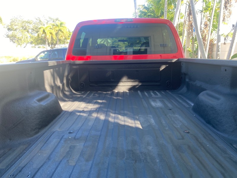 2008 Ford Super Duty F-350 DRW XL LOW MILES 43,076 4WD in ,