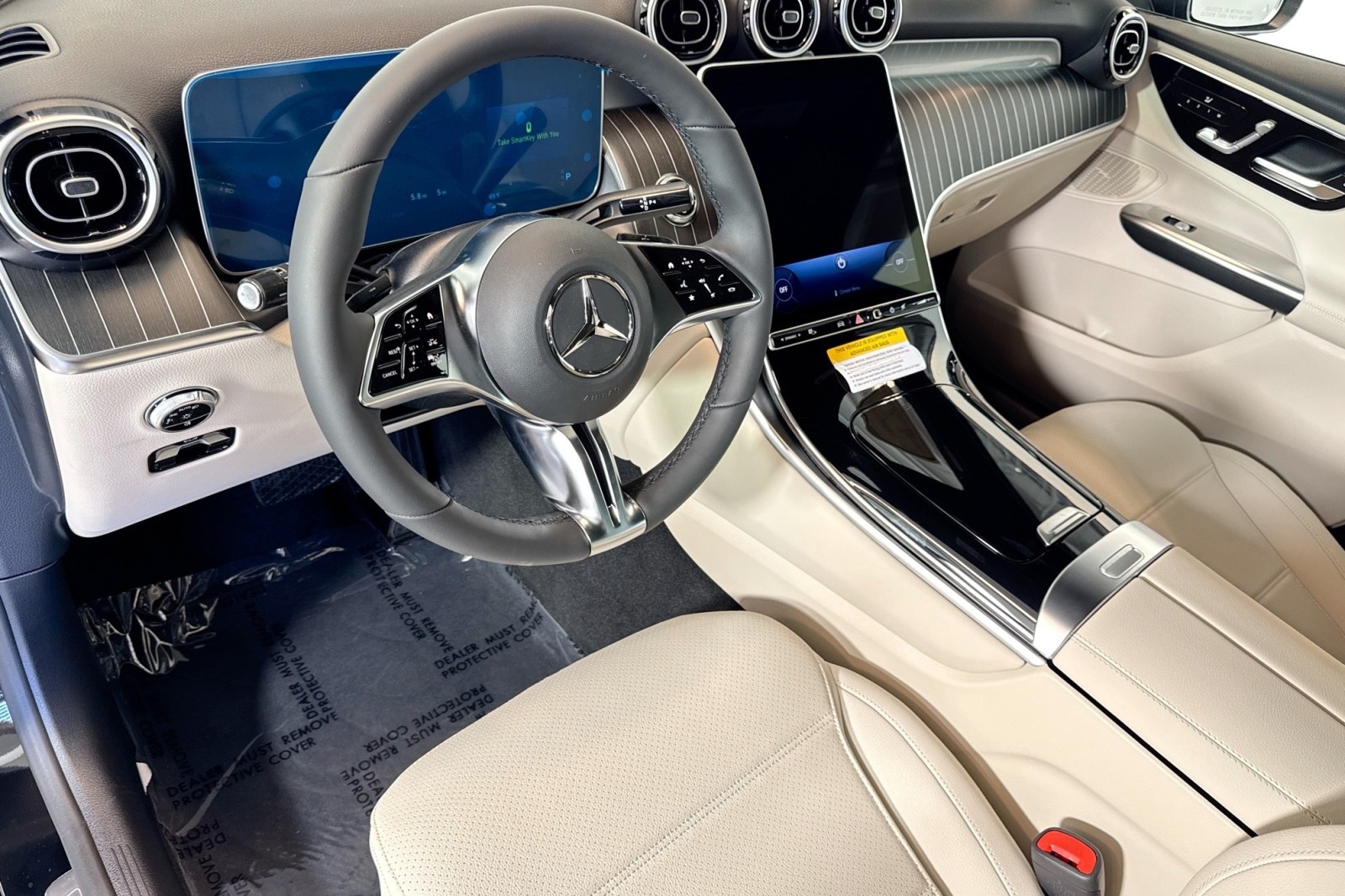 New 2026 Black Mercedes-Benz GLC 300 SUV image 9