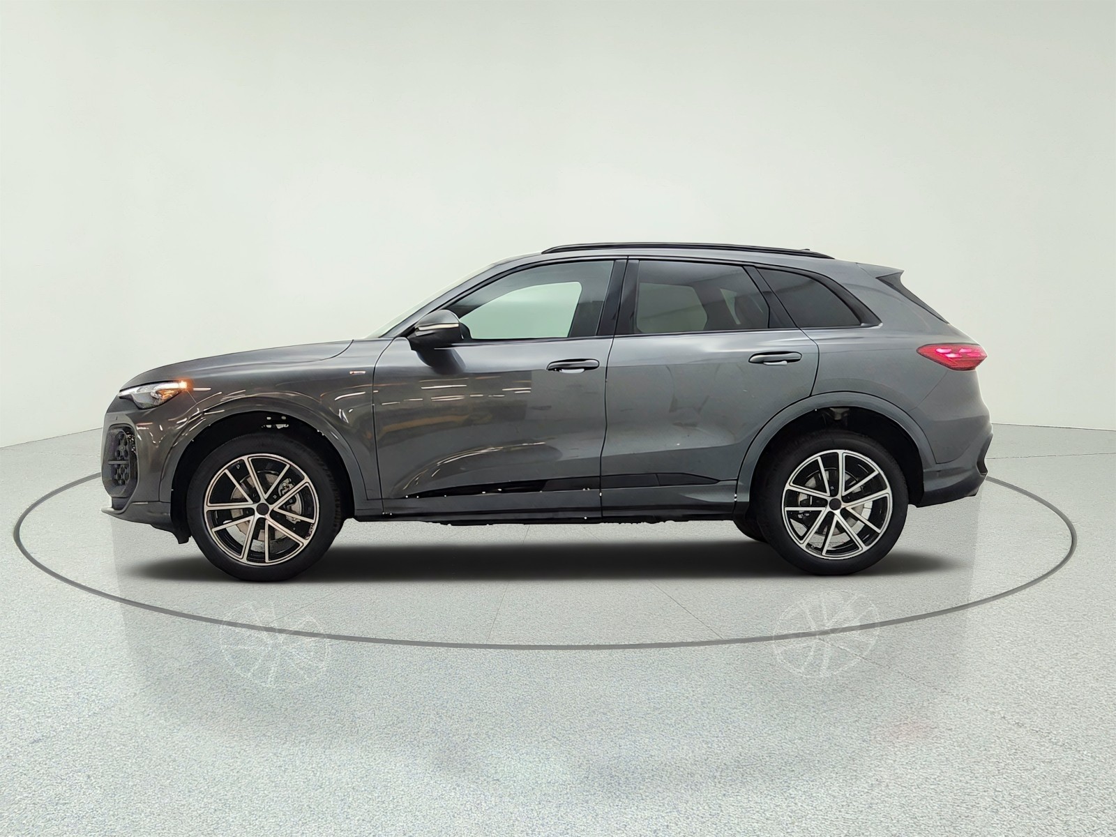 New 2026 Daytona Gray Pearl Effect Audi Premium Plus 2.0 TFSI quattro image 8