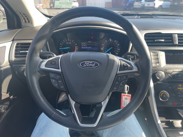 2013 Ford Fusion 4dr Car