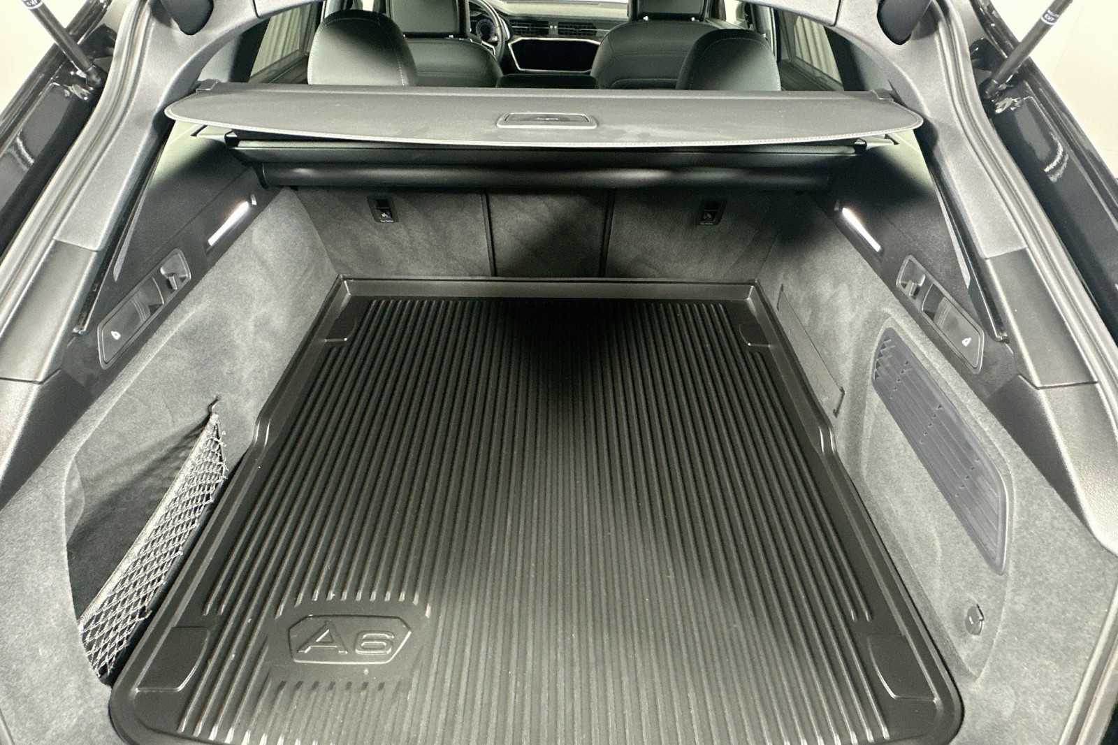 Used 2025 Mythos Black Metallic Audi Premium Plus image 22