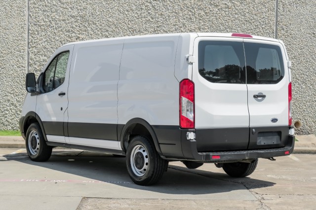 2019 Ford Transit Van  16