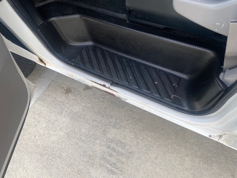 2000 Ford Econoline Cargo Van LOW MILES 68,046 in , 