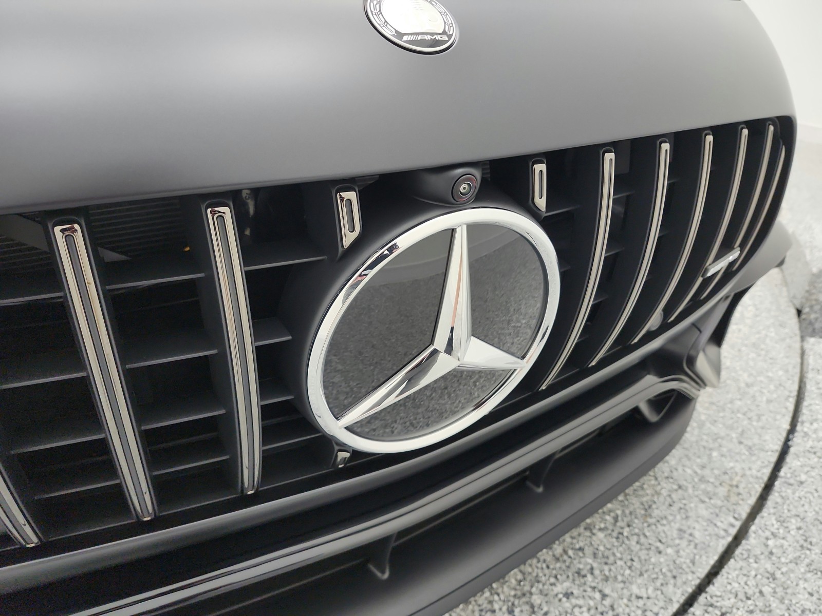 New 2026 MANUFAKTUR Graphite Grey Magno Mercedes-Benz AMG® GT 43 image 13