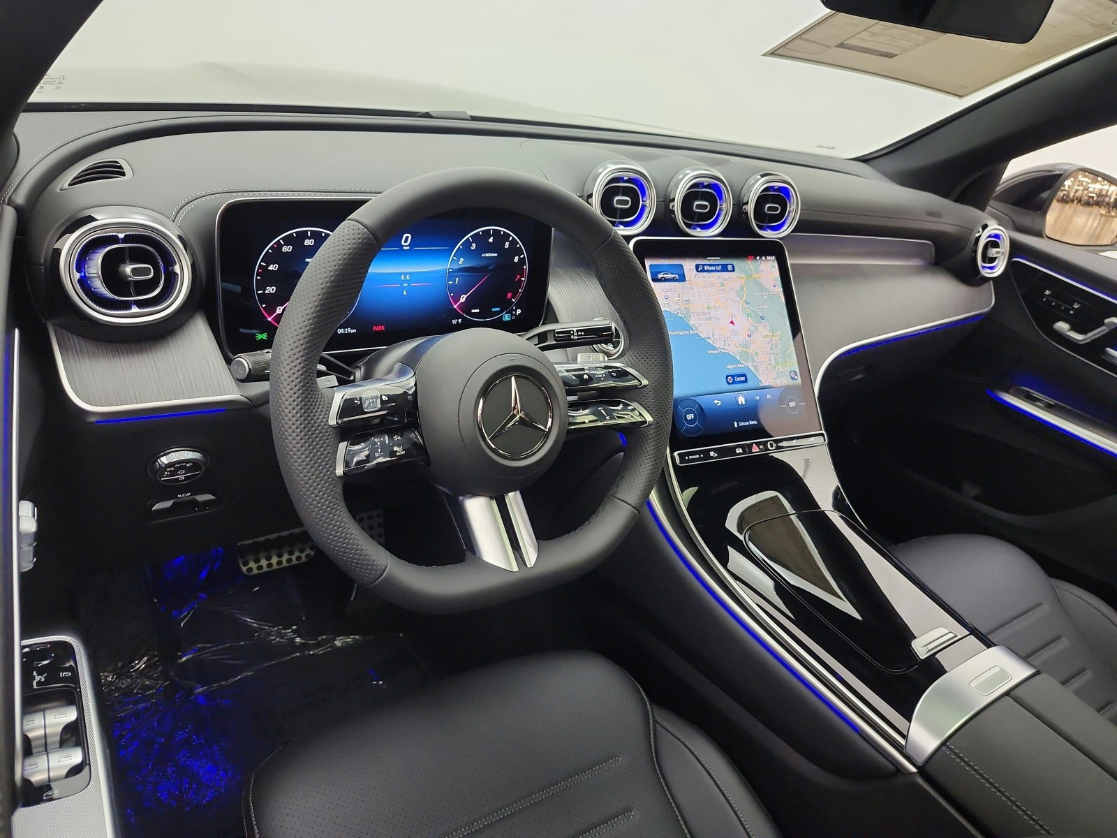 New 2027 Black Mercedes-Benz GLC 300 4MATIC® Coupe image 9