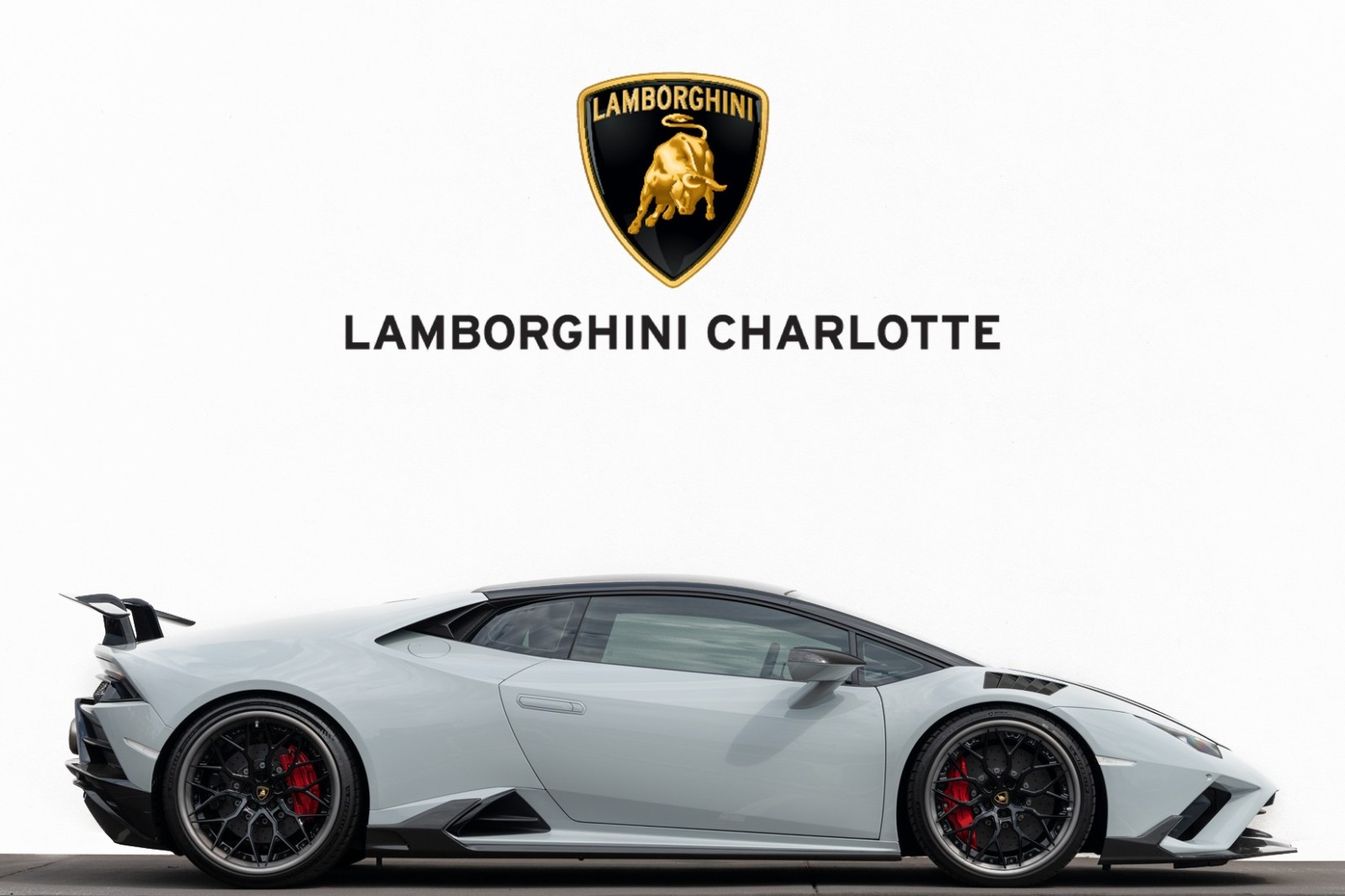 /2020 Lamborghini Huracan-Evo