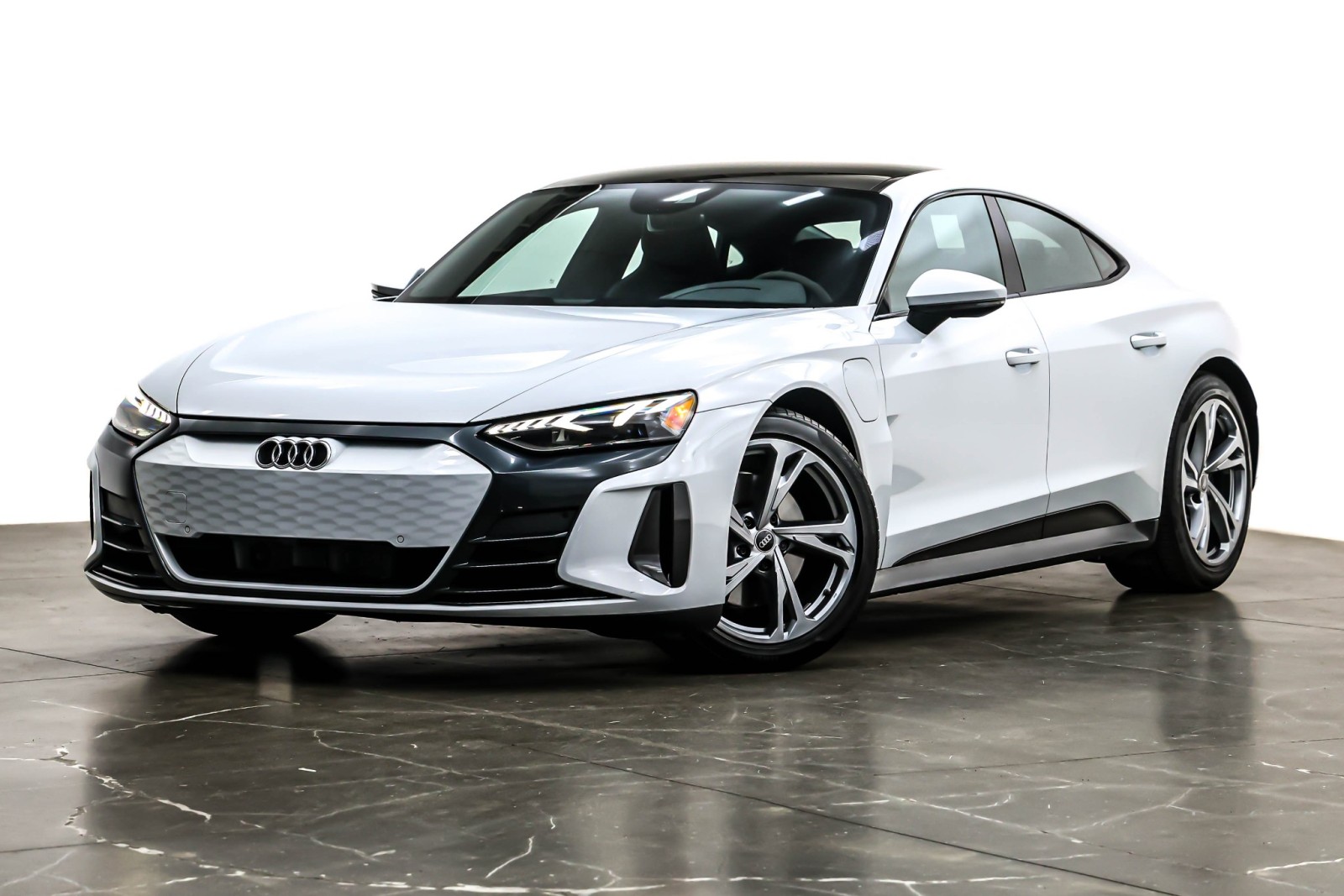 2024 Audi e-tron GT Premium Plus quattro