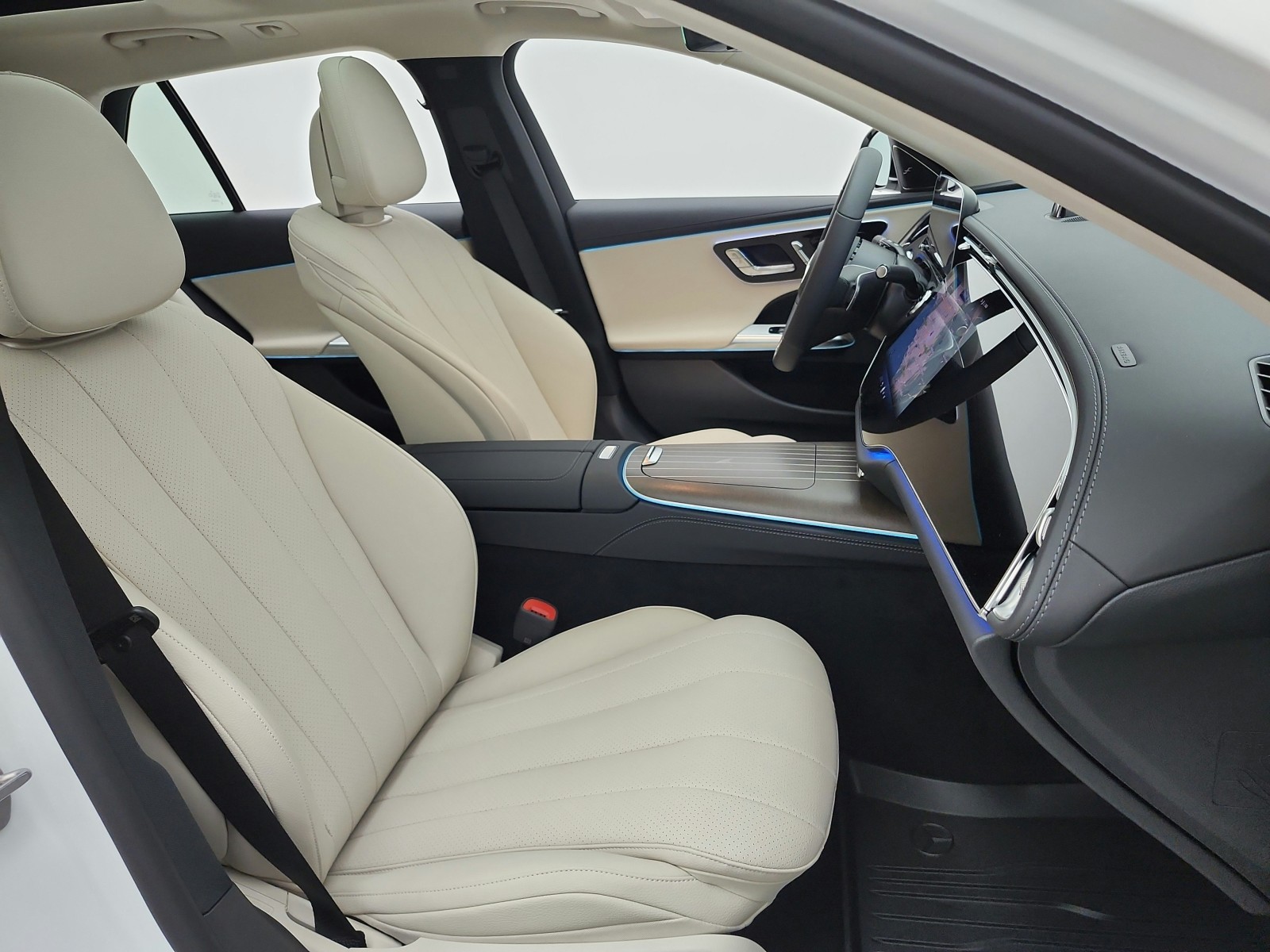 New 2027 Polar White Mercedes-Benz E 450 4MATIC® All-Terrain Wagon image 14
