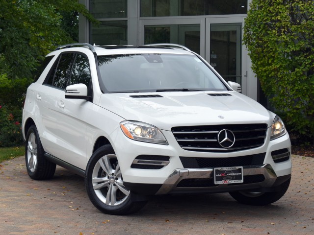 2014 Mercedes-Benz ML 350 4MATIC AWD One Owner Navi Leather Moonroof Heated Front Seats Rear View Camera Trailer Hitch MSRP $55,710 6