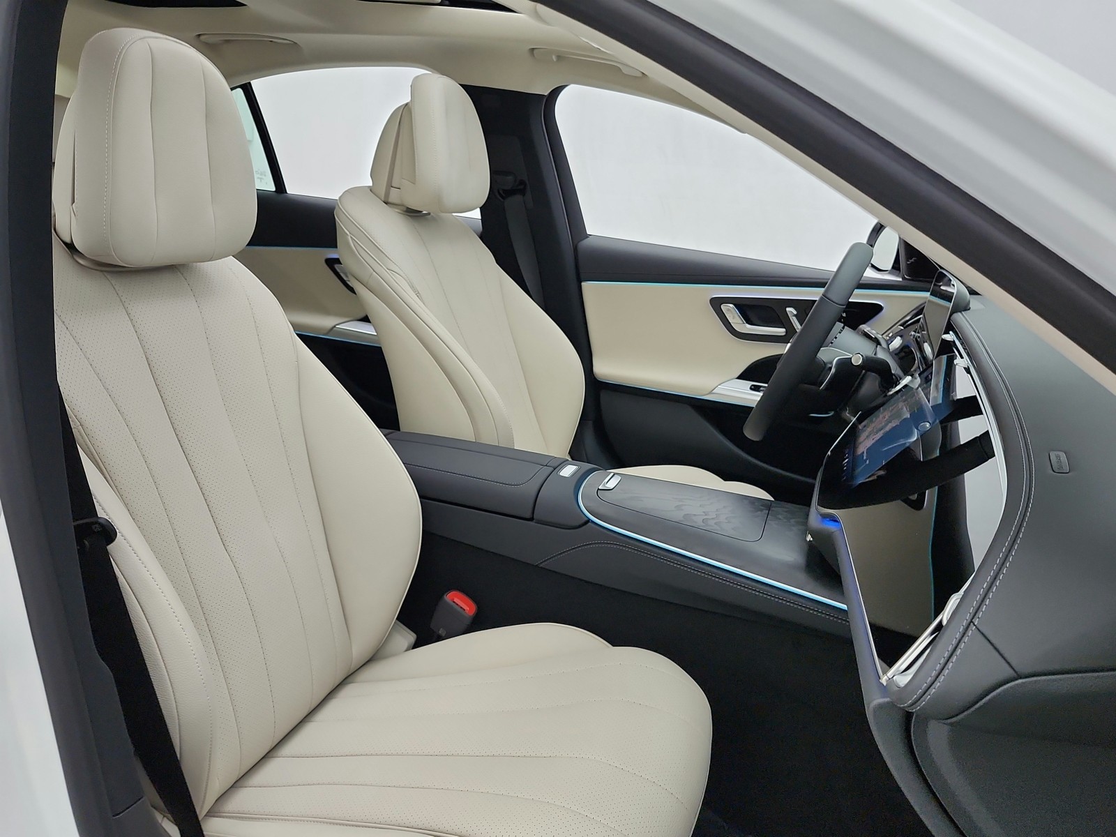 New 2026 Polar White Mercedes-Benz E 450 image 16