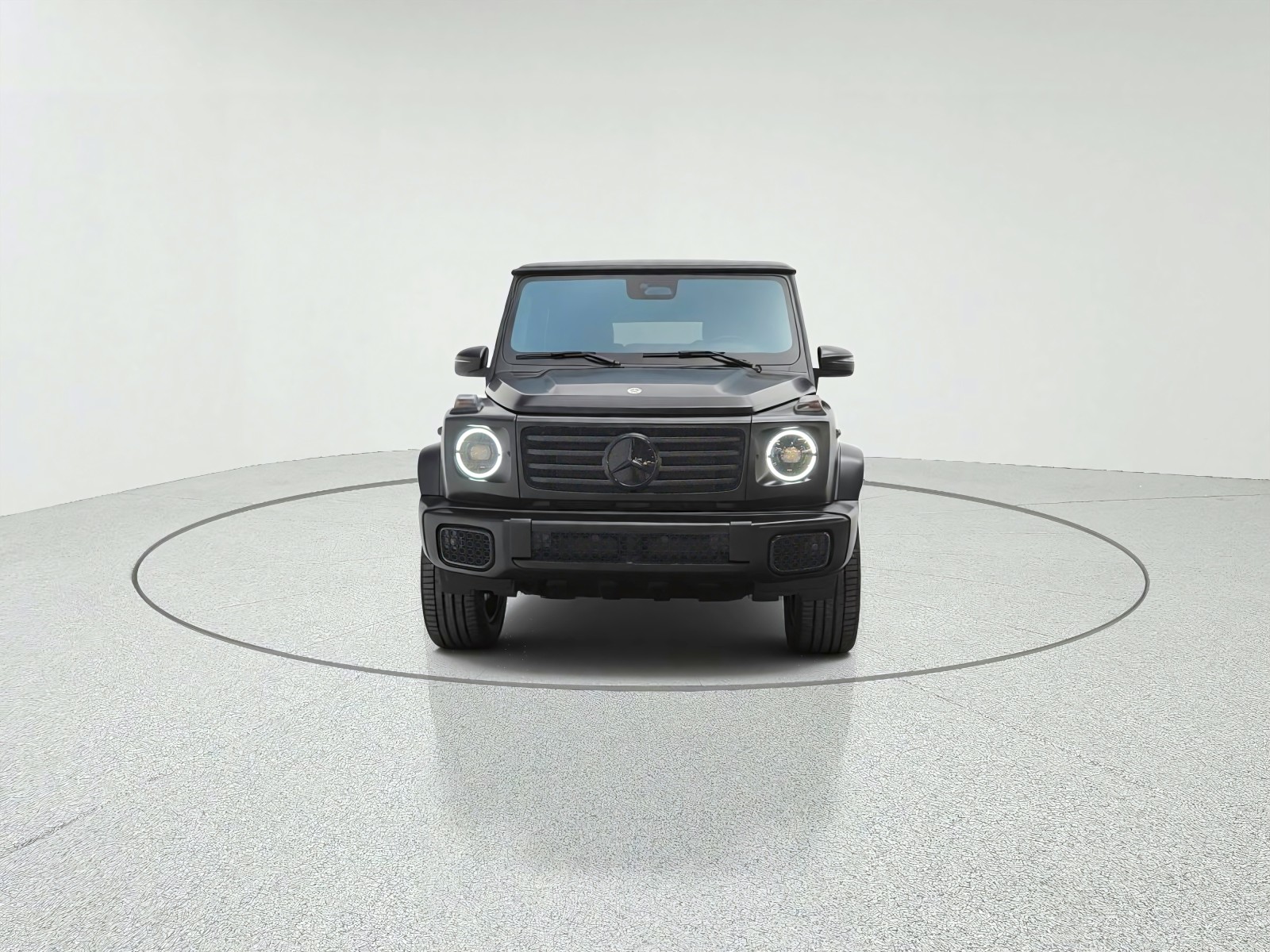 New 2027 MANUFAKTUR Night Black magno Mercedes-Benz G 580e SUV image 2