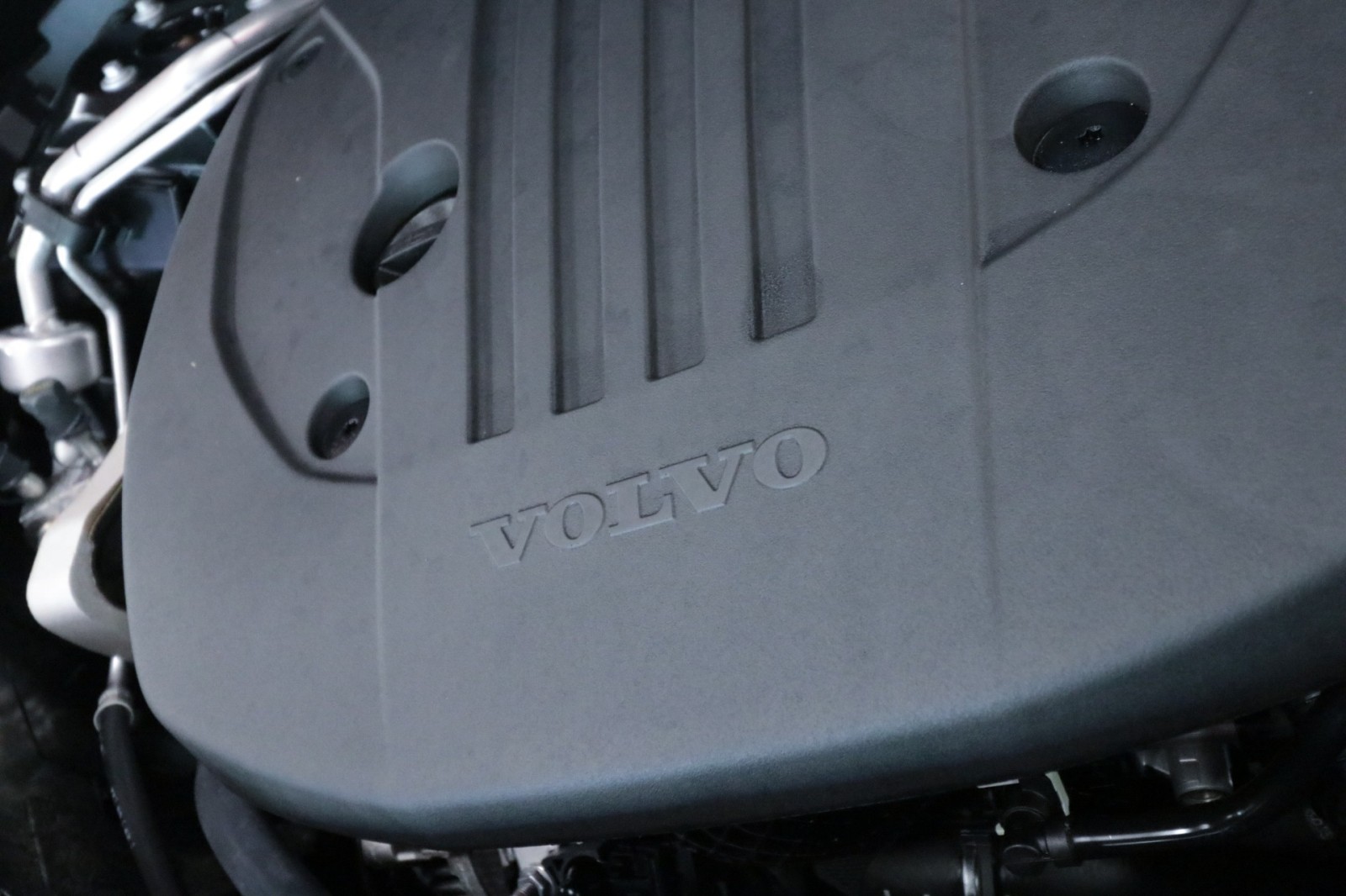 Used Car 2023 Volvo Xc60  Plus Bright Theme For Sale Under $40,000 In Austin, Texas