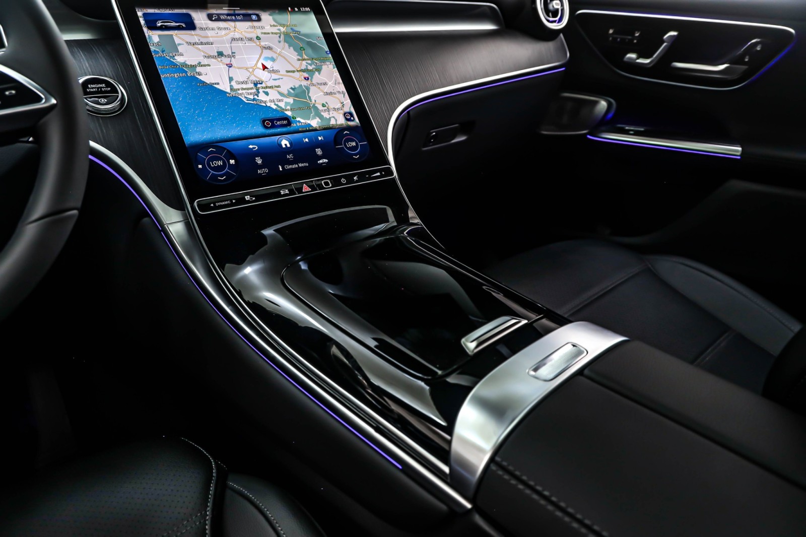 New 2026 Polar White Mercedes-Benz GLC 300 image 6