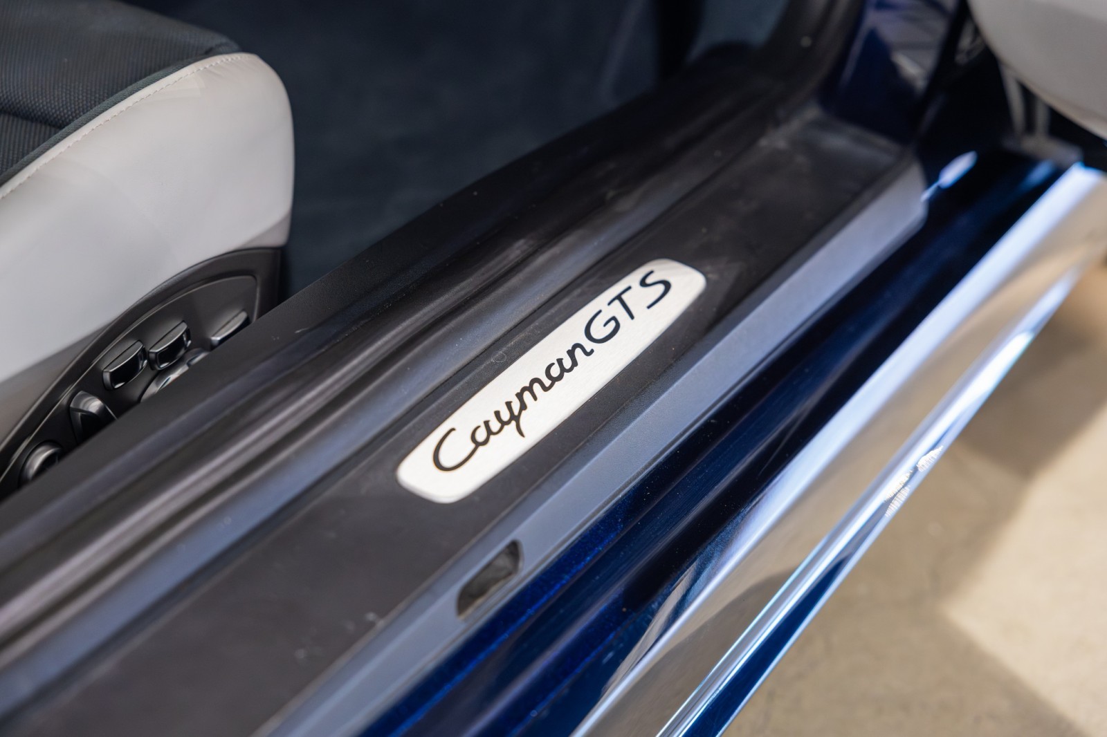 Used Car 2018 Porsche 718 Cayman  Gts For Sale Under $70,000 In Boerne, Texas