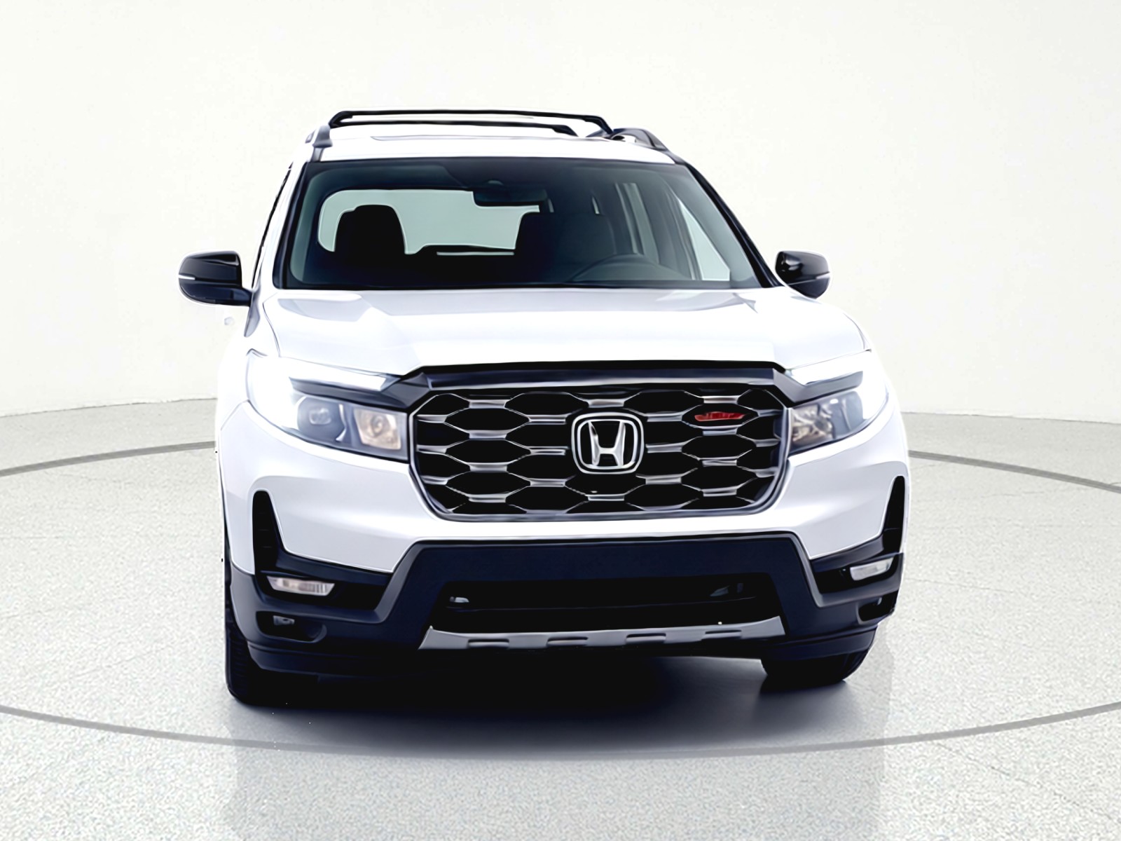 Used 2022 Lunar Silver Metallic Honda TrailSport AWD image 5