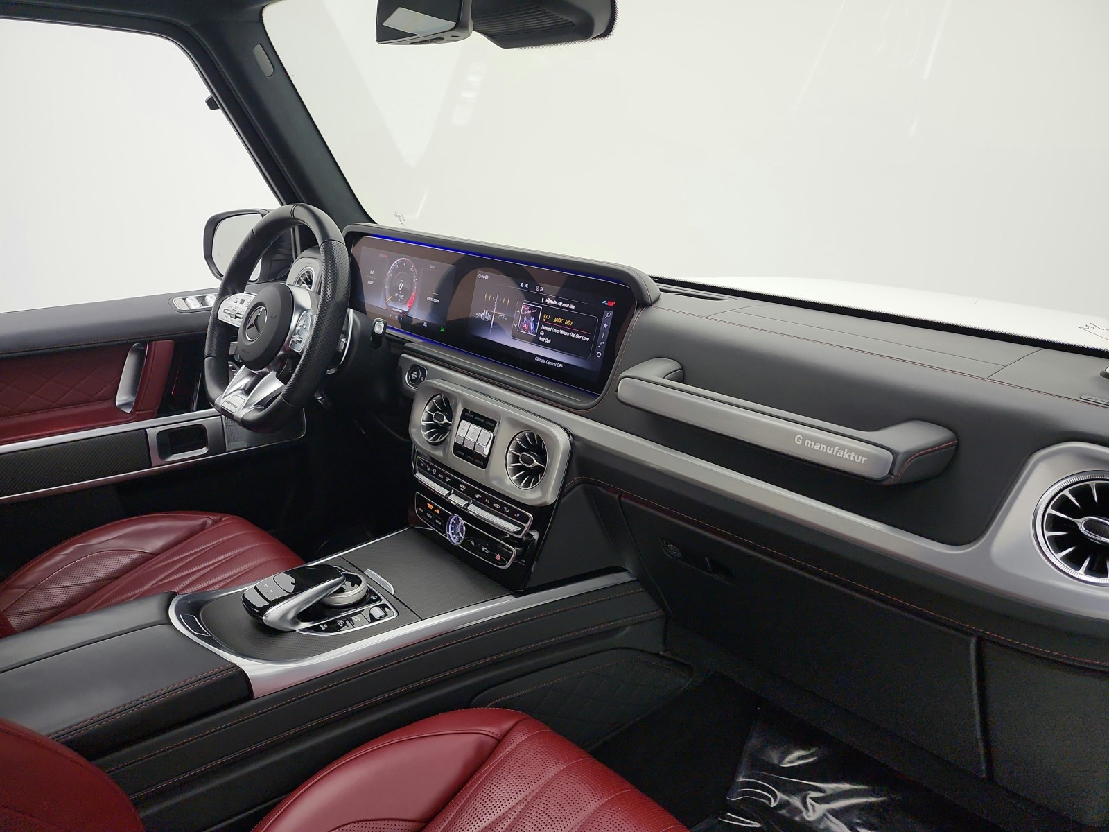 Certified Used 2021 Ophalith White Magno Mercedes-Benz AMG® G 63 4MATIC SUV image 25