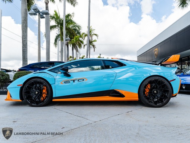 Lamborghini Huracan STO