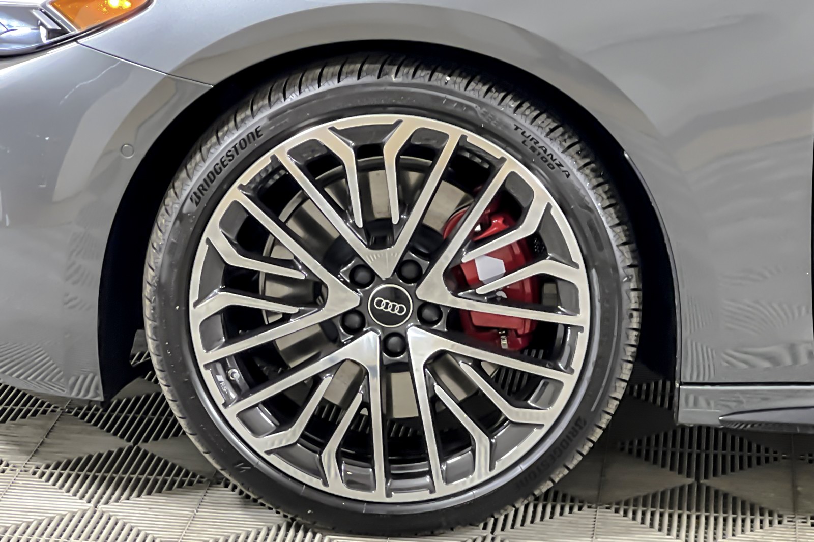 New 2025 Daytona Gray Metallic Audi Premium Plus 3.0 TFSI quattro image 23