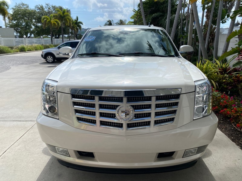2010 Cadillac Escalade SUNROOF NAV Premium LOW MILES 66,933 in ,
